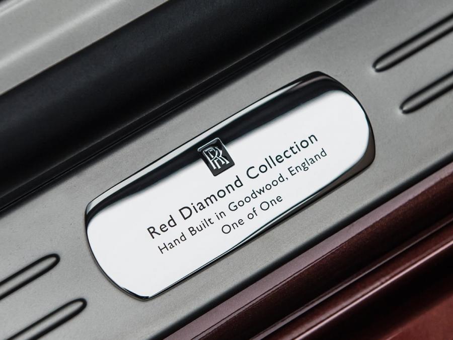  Rolls-Royce Ghost Red Diamond 2015 года  (фото 3 из 6)